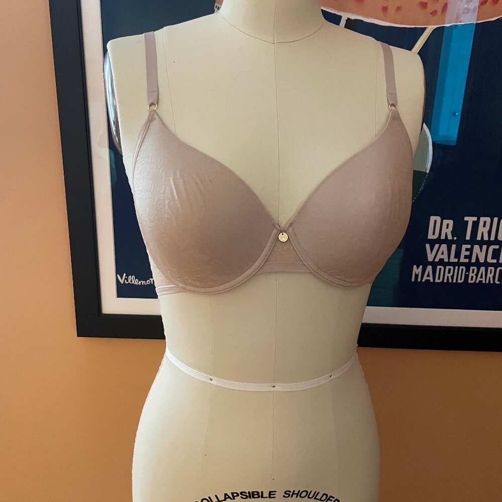 Natori Underwire Sheer Jacquard bras